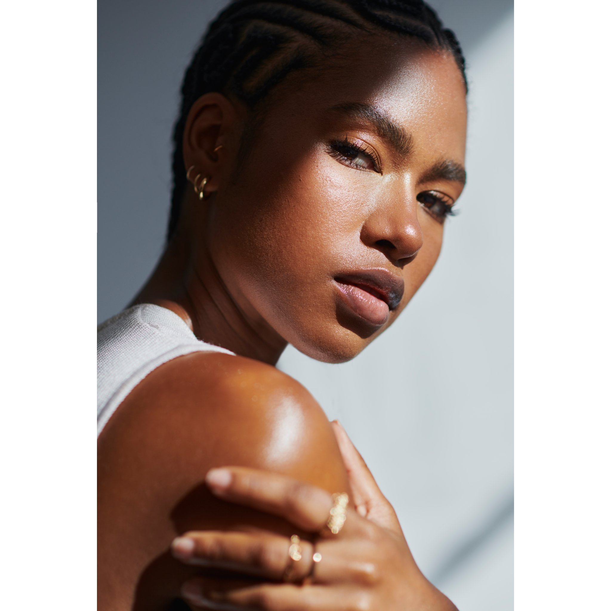 Can Peptides Replace Retinol in an Anti-Aging Routine? 